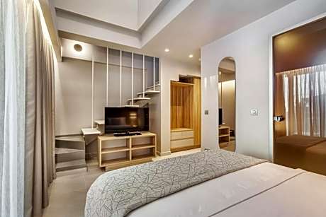 Apartment - Split Level