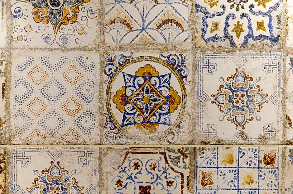 Chesterfield Design Apartment by Wonderful Italy