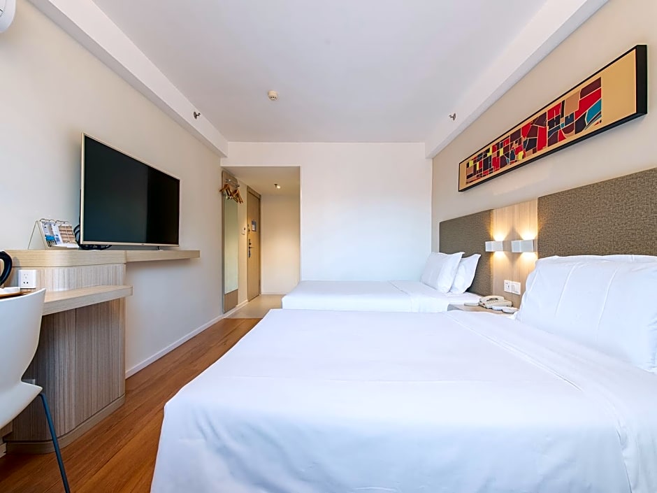 Hanting Hotel Dalian Nanshidao Street