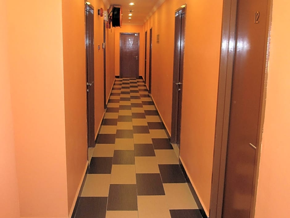 Highway Budget Hotel