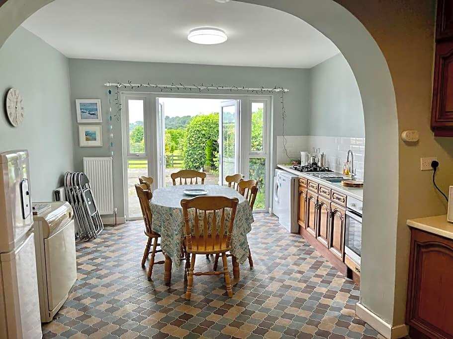 Moville Beach Townhouse on Wild Atlantic Way