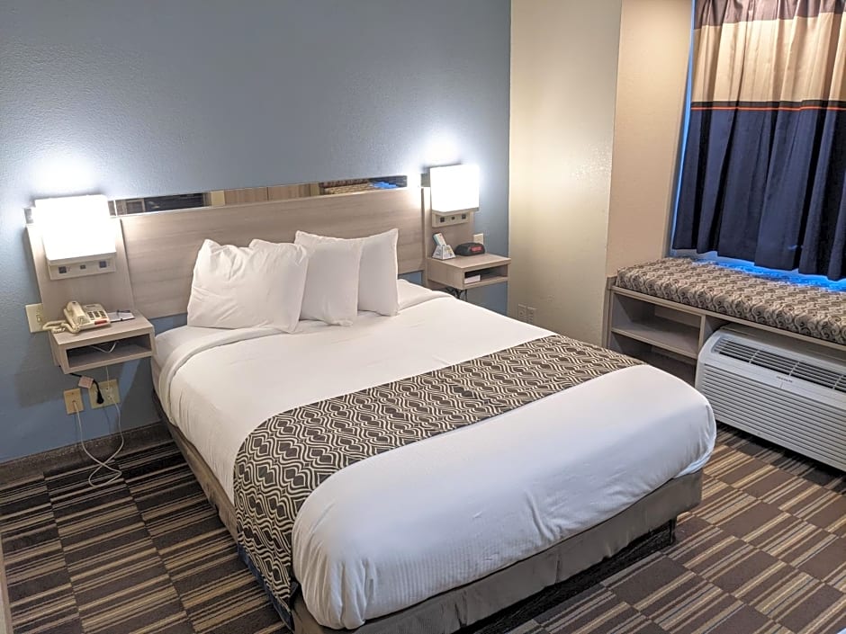 Microtel Inn Georgetown - Lexington North