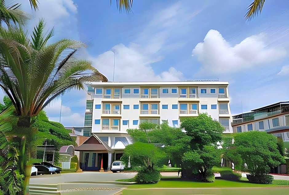 Nana Buri Hotel