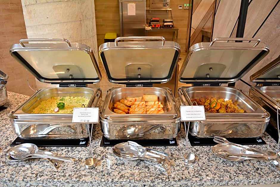 Royal Grand Hotel and Spa - All Inclusive and Free beach accsess