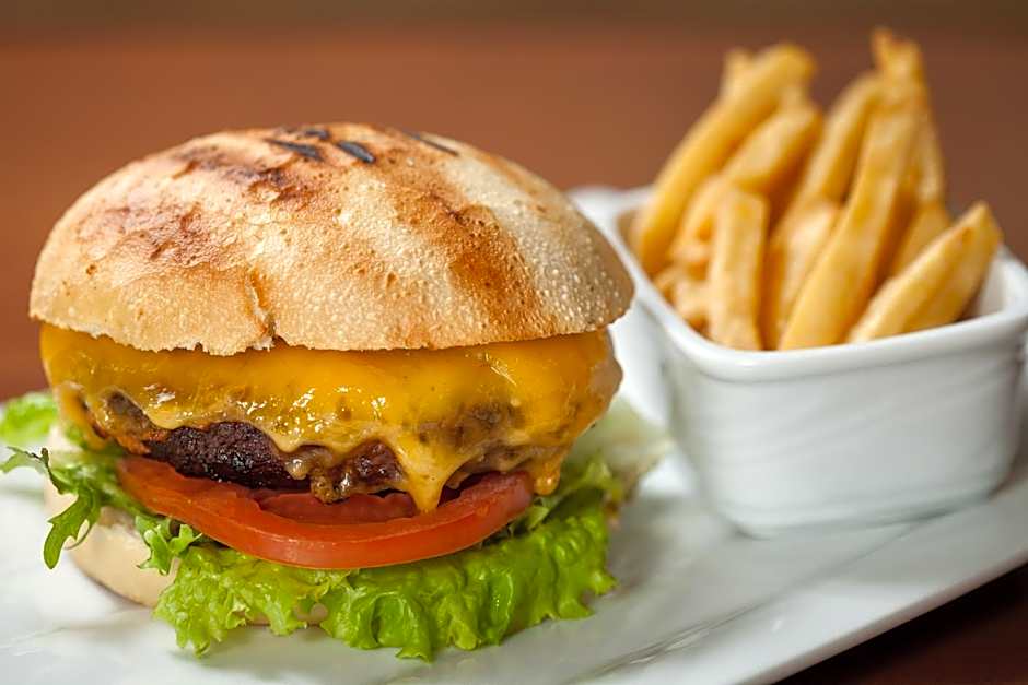 Ramada by Wyndham Macae Hotel & Suites