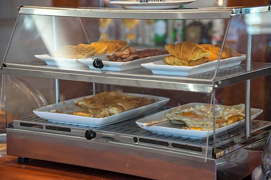 Andreolas Luxury Suites