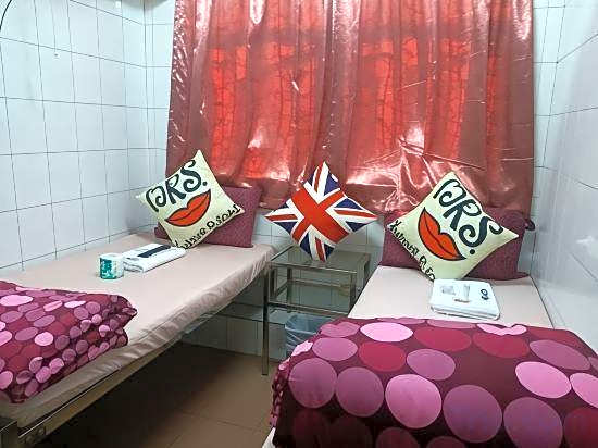 Payless Guesthouse - A2