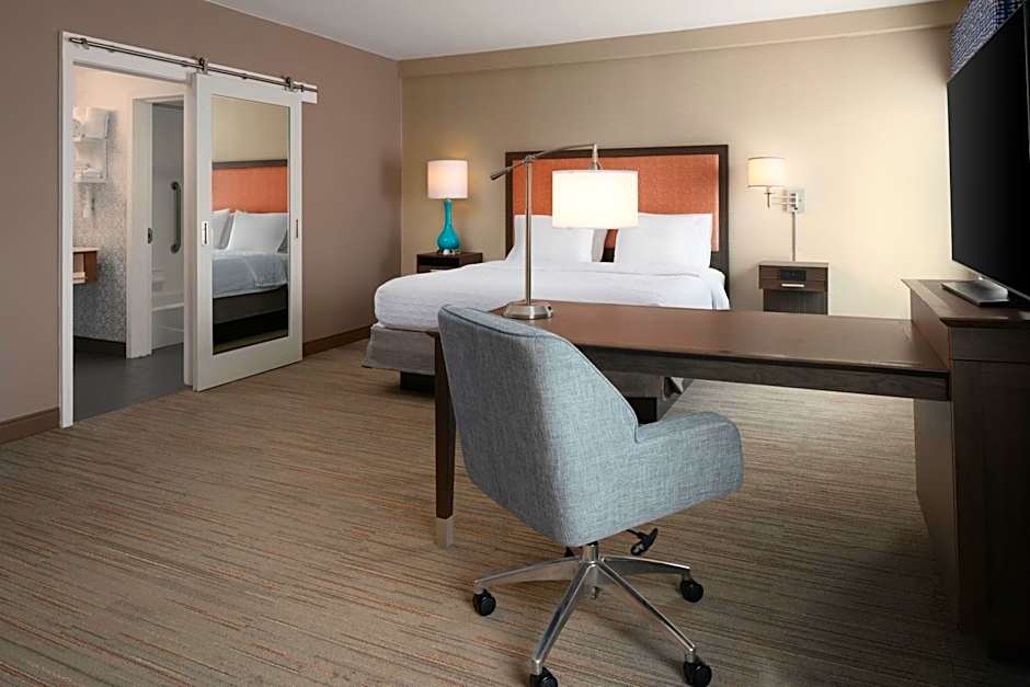 Hampton Inn By Hilton & Suites Yonkers - Westchester, NY