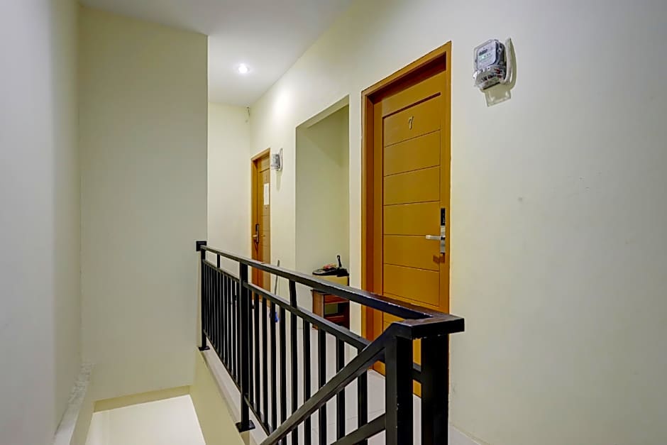 Hotel O Backpaker Seraya