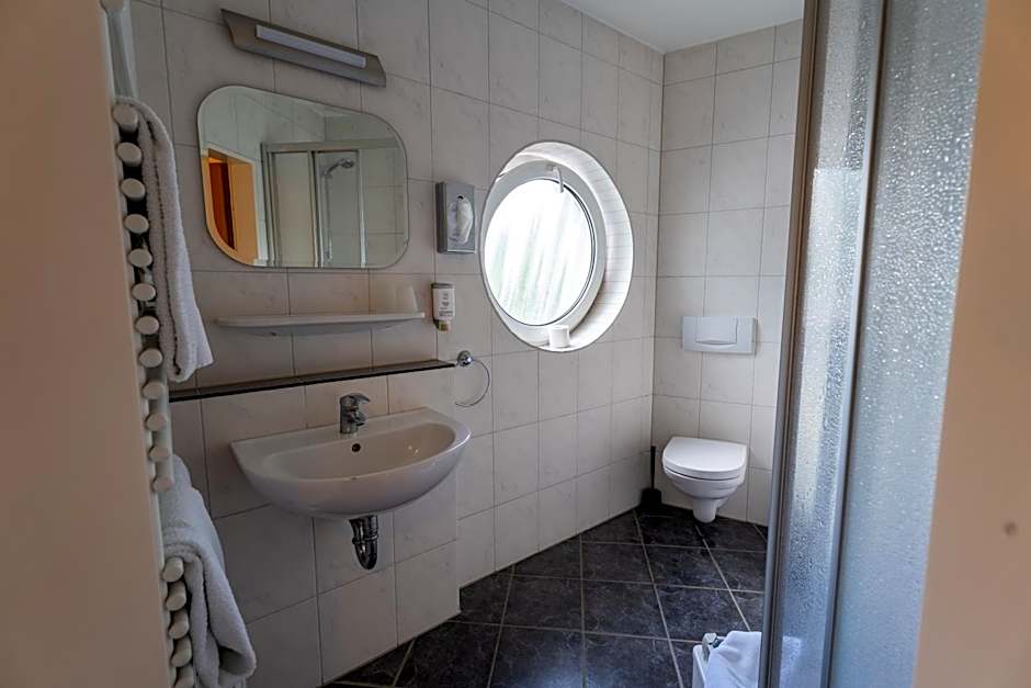 Airport Business Hotel Köln