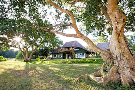 Maninghi Lodge