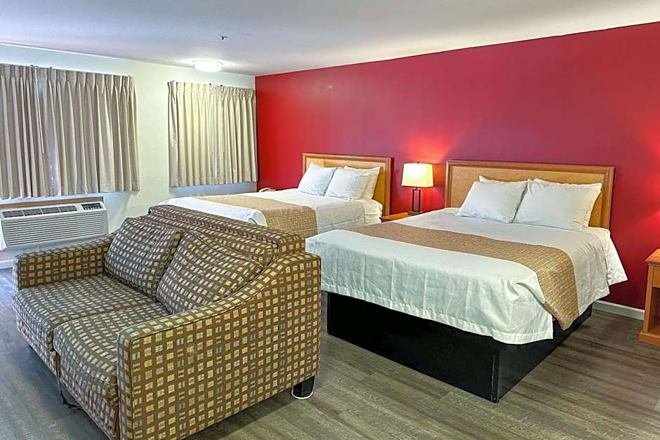 Econo Lodge Edmonds North Seattle