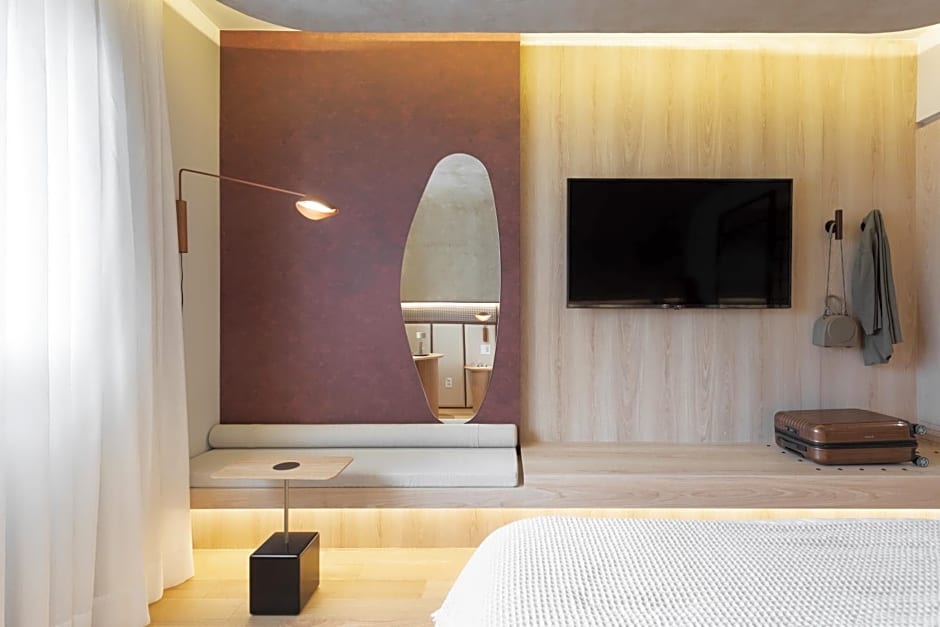 QOYA Hotel Curitiba, Curio Collection by Hilton