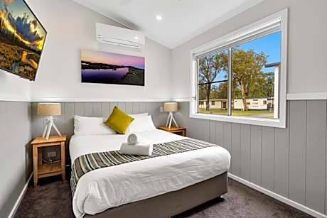 Superior 3 Bedroom Villa - No pets allowed