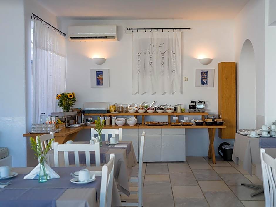 Rhenia Mykonos Hotel & Bungalows
