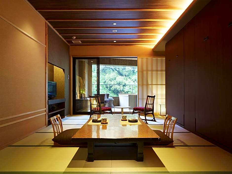 Photo 1 of 5 of Japanese Style