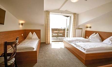 Quadruple Room with Balcony