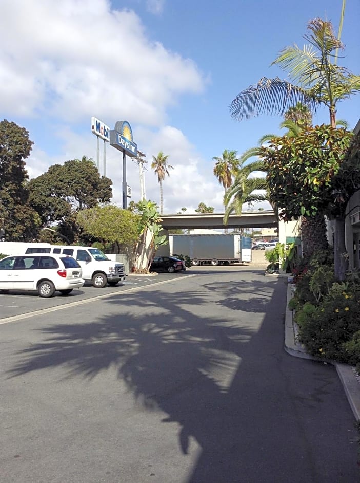 Days Inn by Wyndham Oceanside
