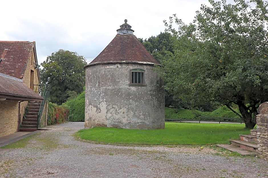 Holbrook Manor & Spa