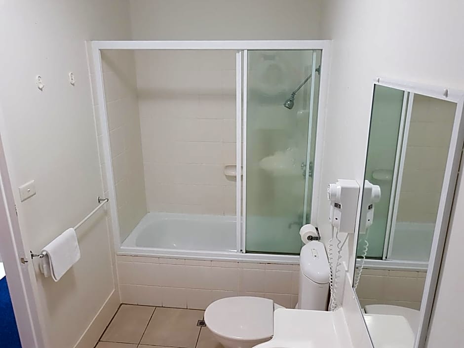 Mango Tree Holiday Apartments