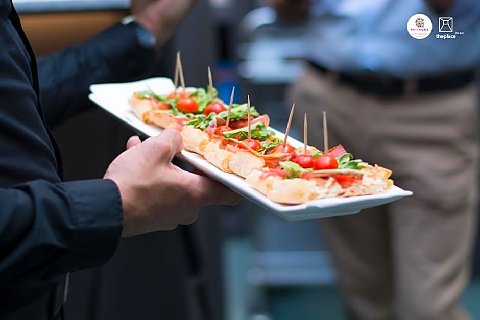 Petit Palace Santa Bárbara