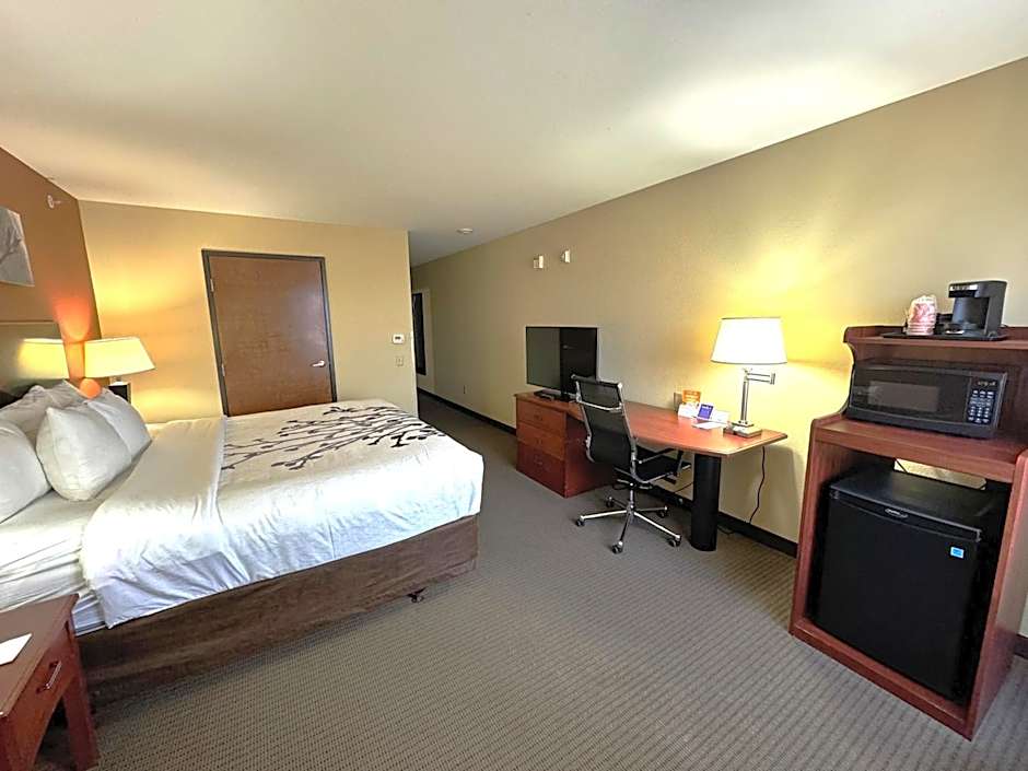 Sleep Inn & Suites Madison - Monona