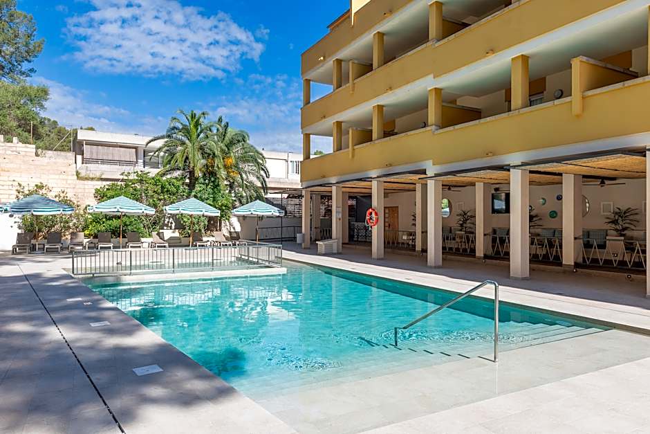 FLOR Los Almendros Apartamentos