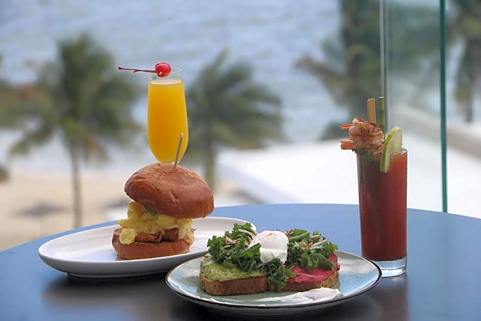 Alaia Belize, Autograph Collection