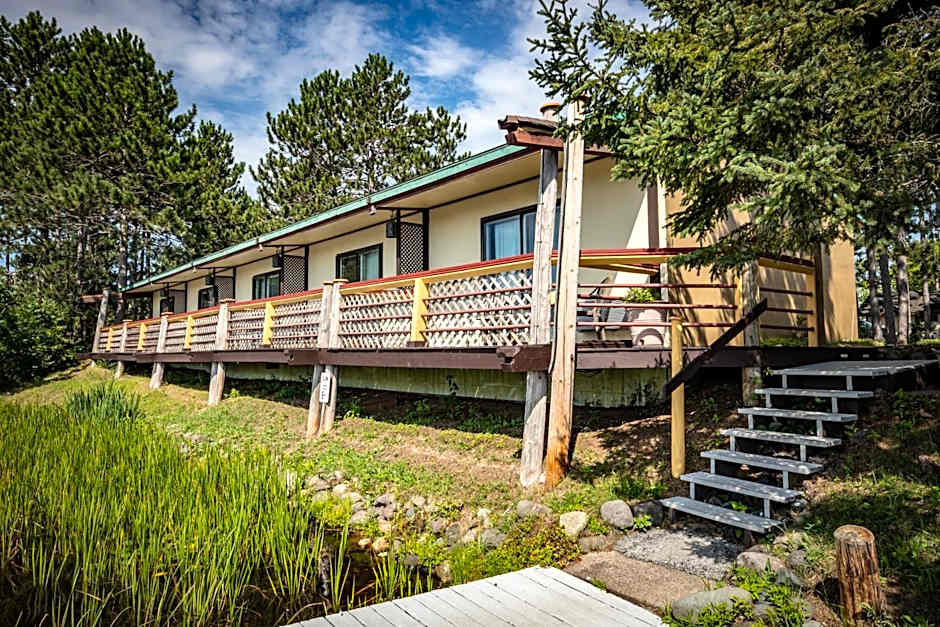 Riverside Motel
