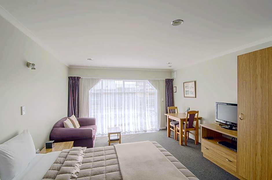 Tower Lodge Motel