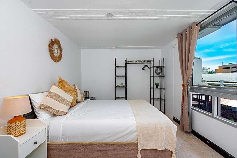 Kata Station Boutique Hotel, Kata Beach