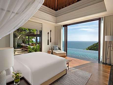 Two-Bedroom Panoramic Ocean Pool Villa