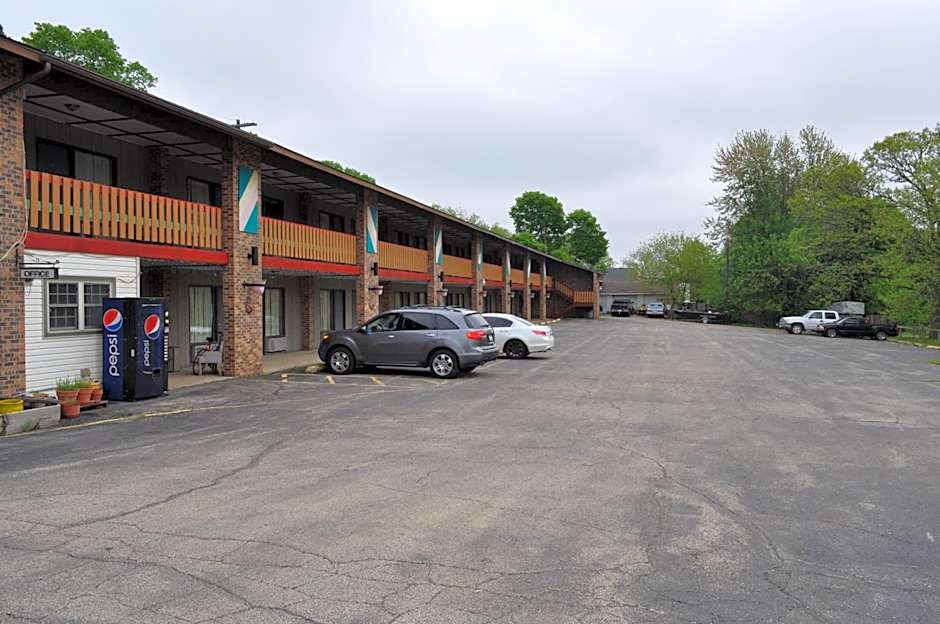 Kewanee Motor Lodge
