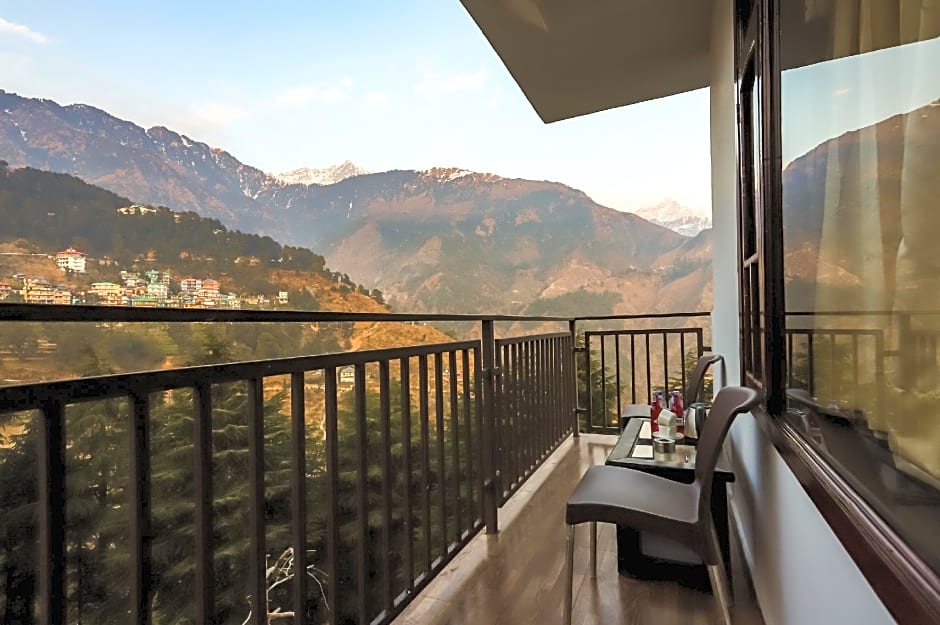 Hotel Holiday Hill