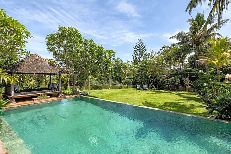 Villa Sajak 5 Bedroom Umalas