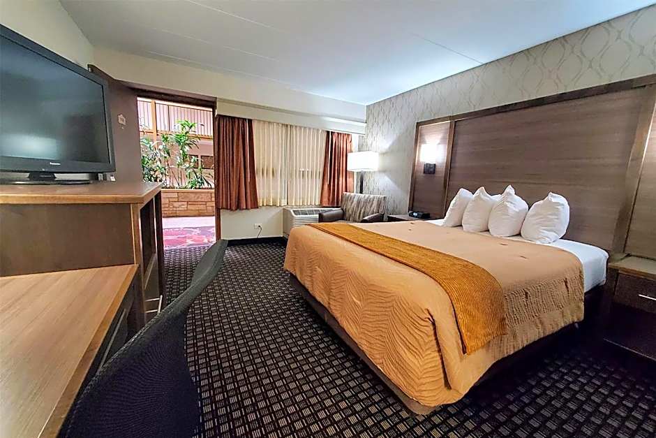 AmericInn by Wyndham Watertown