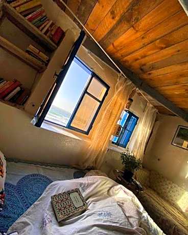 Studio Apartment with Sea View