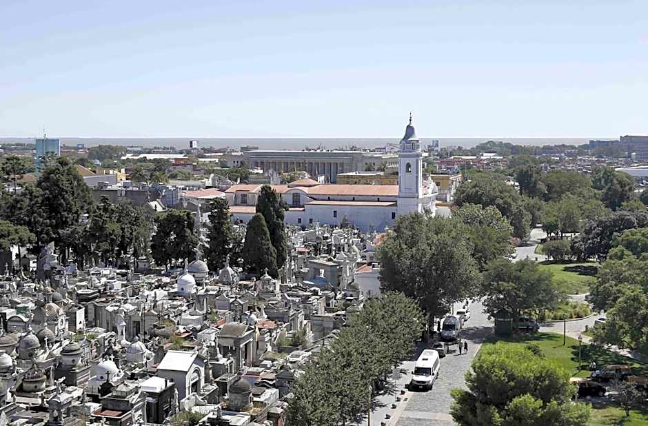 Cyan Recoleta Hotel