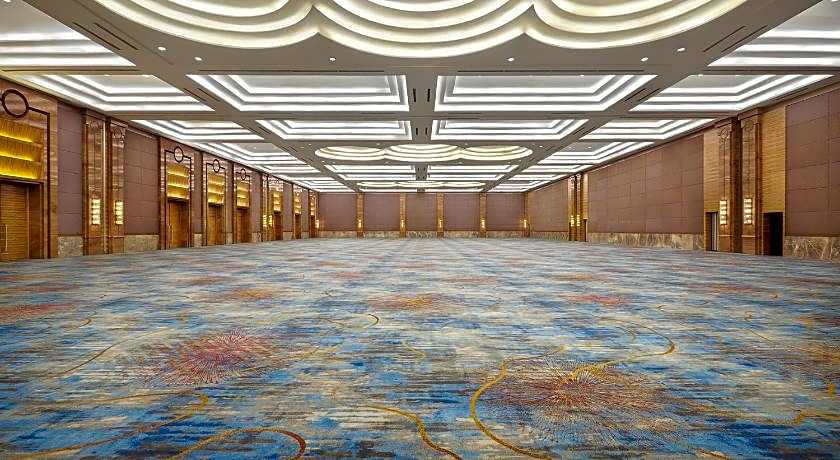 Pullman Jakarta Central Park Hotel