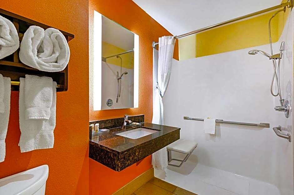 La Quinta Inn & Suites by Wyndham Florence