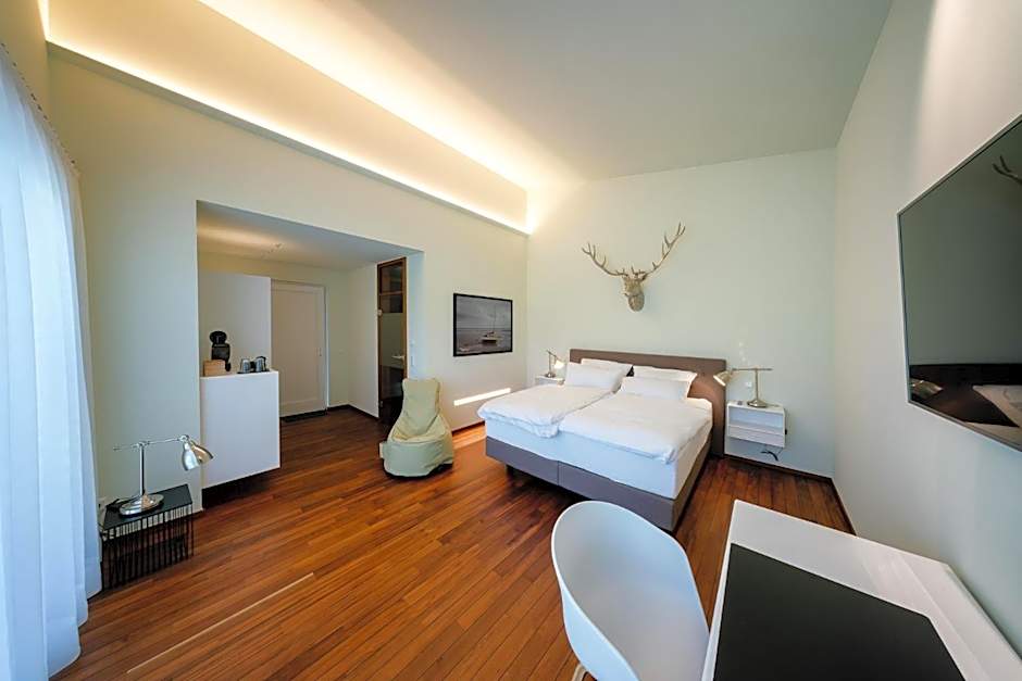 MotelplusHotel BiggeSeeFront