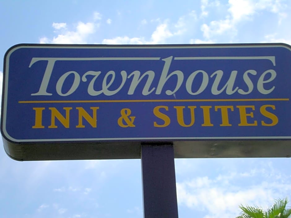 Townhouse Inn and Suites
