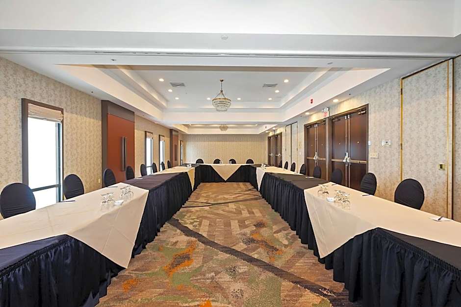 DoubleTree by Hilton Whittier Los Angeles