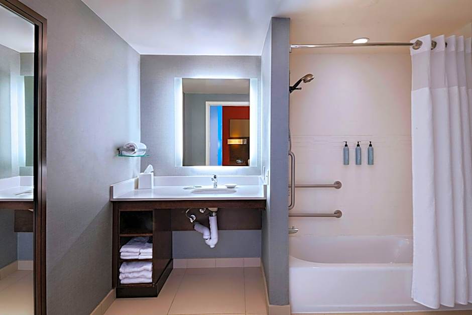 Residence Inn by Marriott Omaha Aksarben Village