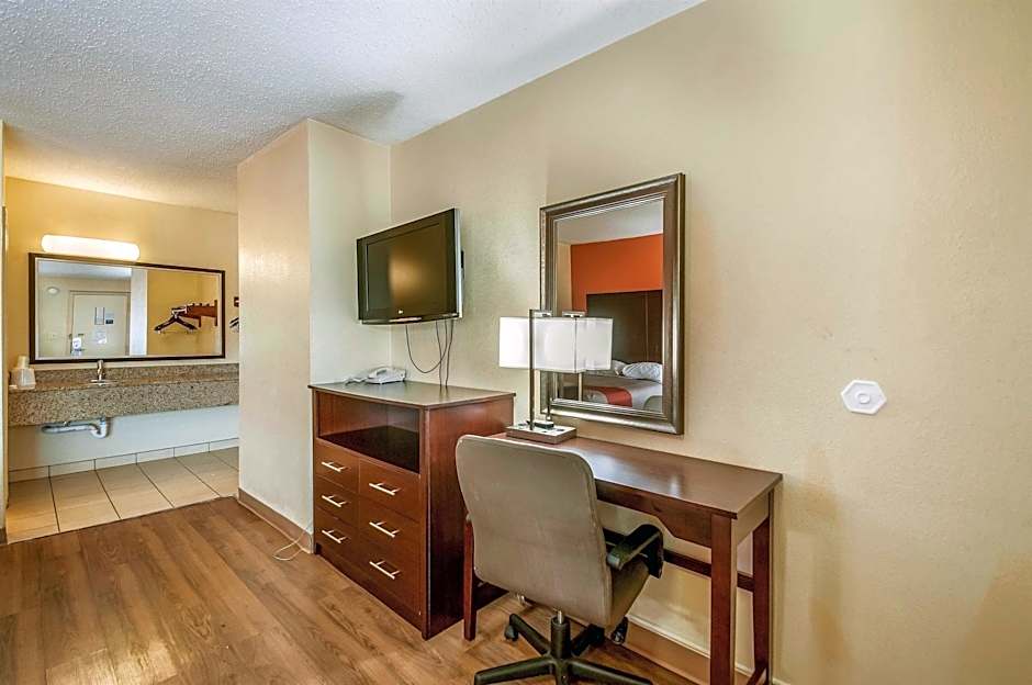 Motel 6-Washington, DC - Convention Center