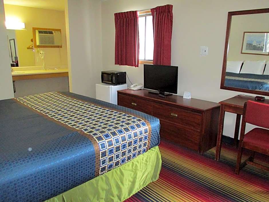 Travelodge by Wyndham Spirit Lake/Okoboji
