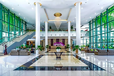 Becamex Hotel New City