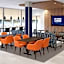 Holiday Inn Express Mentor Banquet Center By IHG