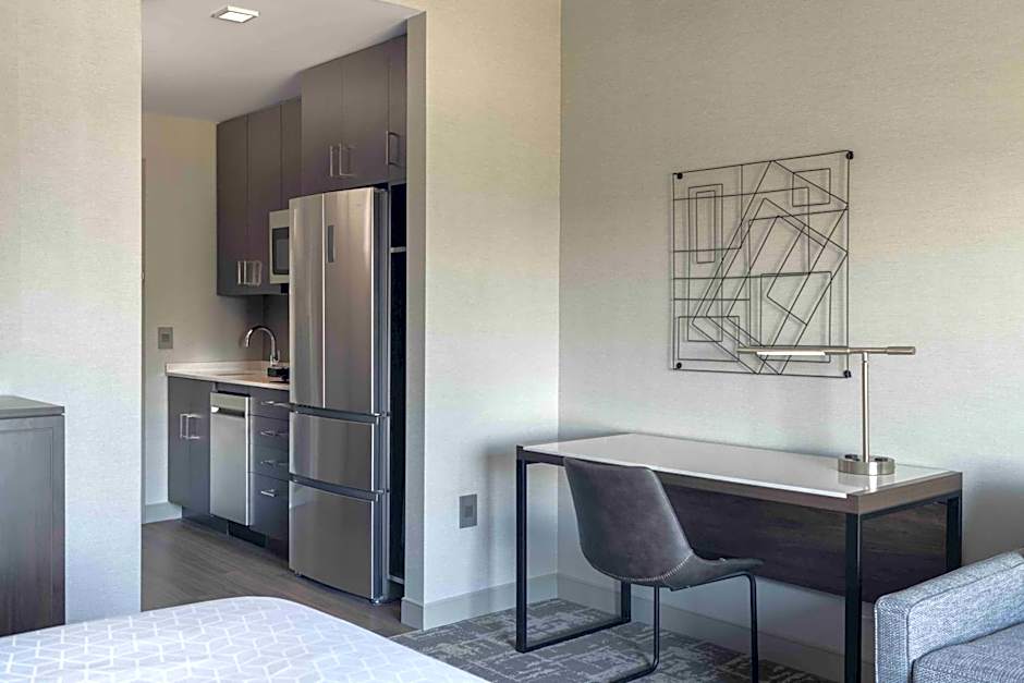 Staybridge Suites Boston Logan Airport - Revere By IHG