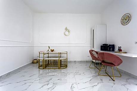 Golden Suites by Dimorra